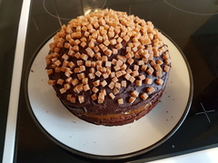 Share with Betty Crocker a picture of a cake or bake that you’ve made with your family