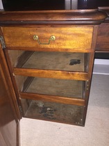 Do you have a dressing table? Come talk to me.