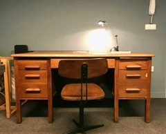 Please help me make an office for 2?