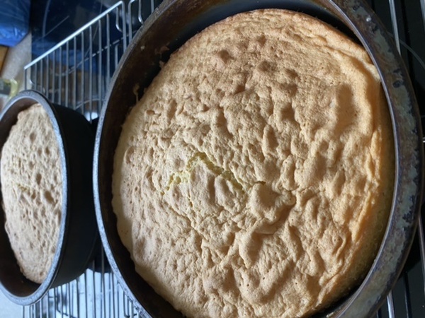 Sponge cakes suddenly ‘flabby’ what am I doing wrong??