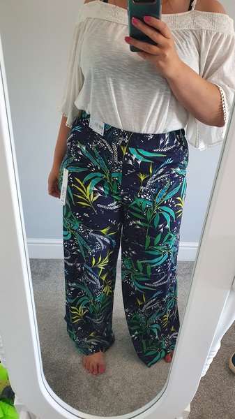 Rate my new outfits?