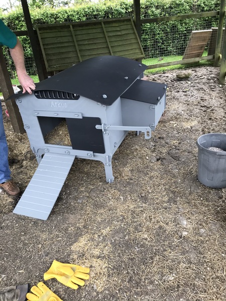 Do anyone (other than Eglu) do a plastic chicken coop/run?