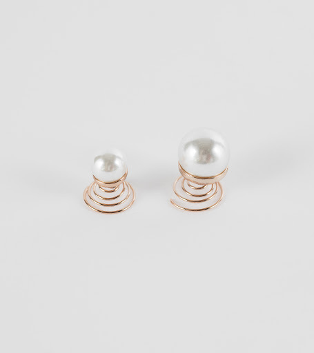 Hair pearls. How would I do this?