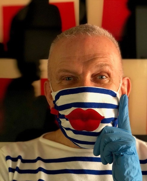 🐌 Fantastic Skincare: Vanities Are The New Shelf Porn