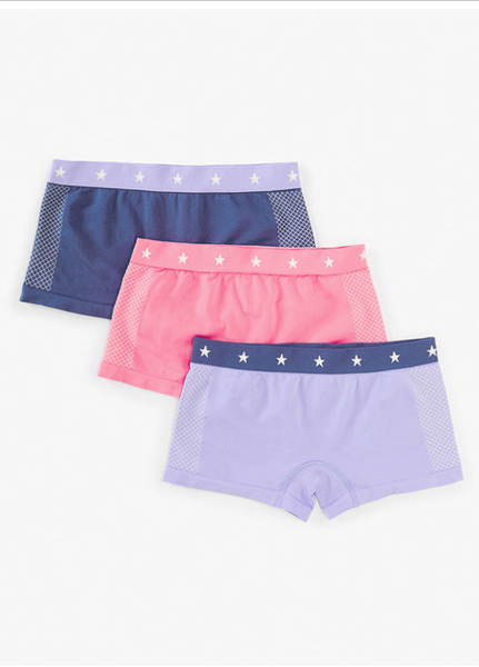 Shorts under skirts for girls - a new thing?