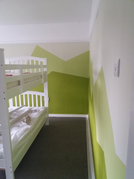 Colour suggestions for 12 year old dc bedroom