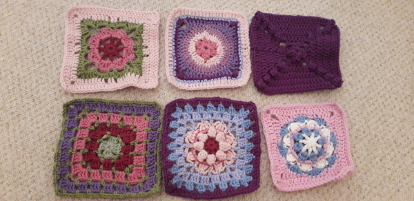 Woolly Hugs : A Blanket for Shefliesonherownwings. Crafters and donors, please, we need your help.
