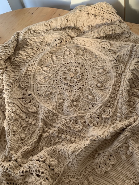 Crochet/Knitters : post your current projects here!