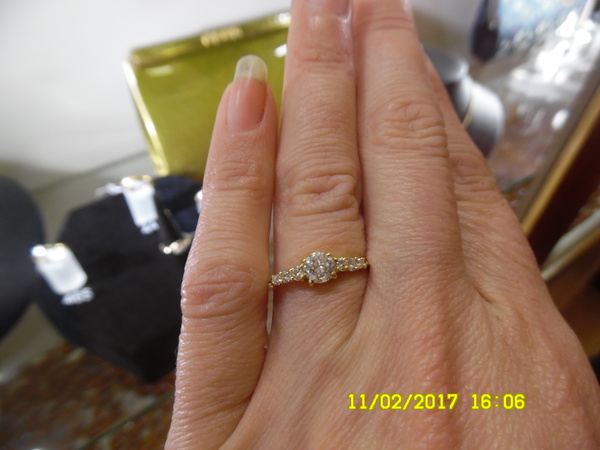 Show your Engagement rings!