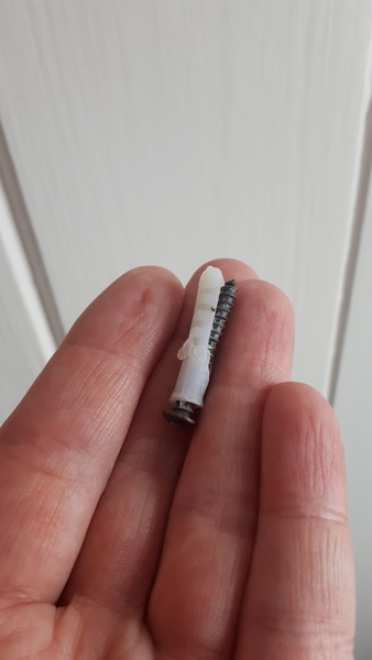 DiY help please, curtain pole