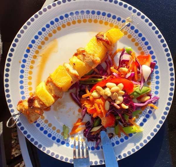 Frugal Foodies, thread 3! Favourite leftover dishes, avoiding waste, menu ideas. Plus pets, and other chat.