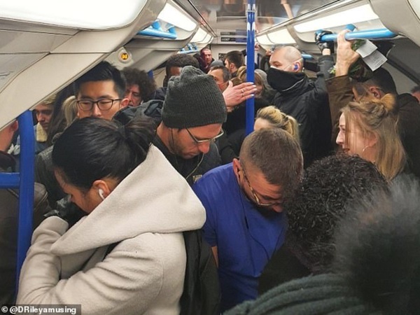 Well, well, well face masks mandatory on public transport now