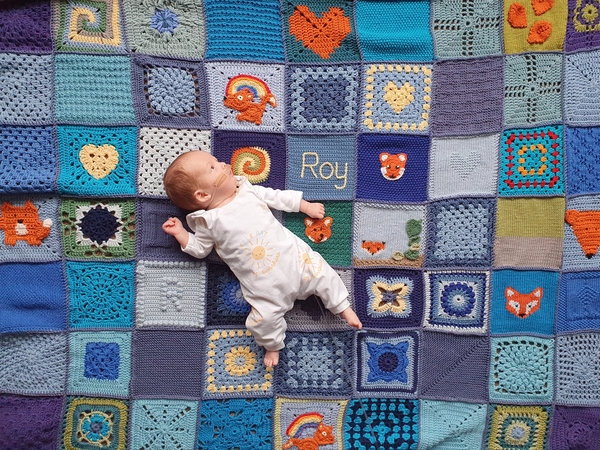 The Blanket for Twittlebee and her family, lovely folk, we need help.