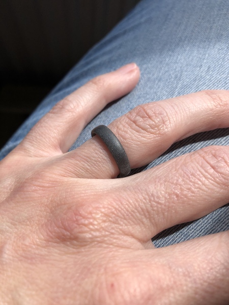 Silicone wedding ring