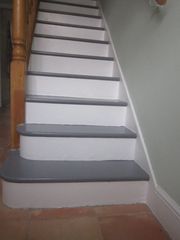 Paint or carpet stairs to sell?