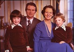 Royal Style without our Queen ( of the Andals )