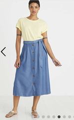 White lines tv zoe’s skirts