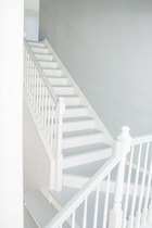 Paint or carpet stairs to sell?