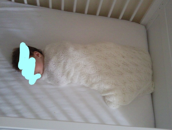 To swaddle or not to swaddle? Safe?