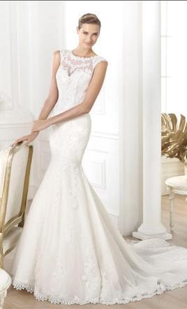 To ask for photos of your wedding dress?