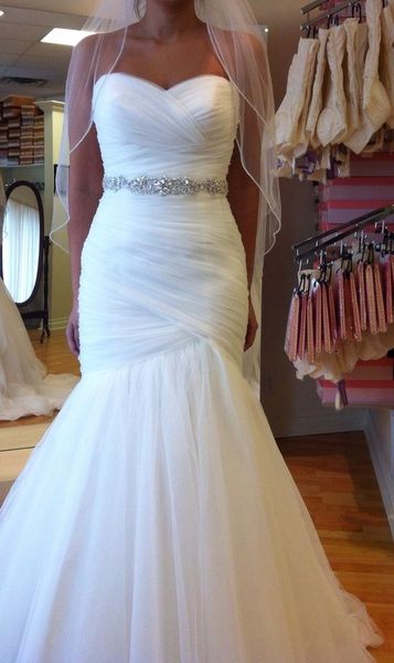 To ask for photos of your wedding dress?