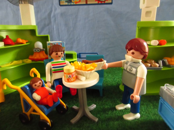 Playmobil pandemic in our house part 3