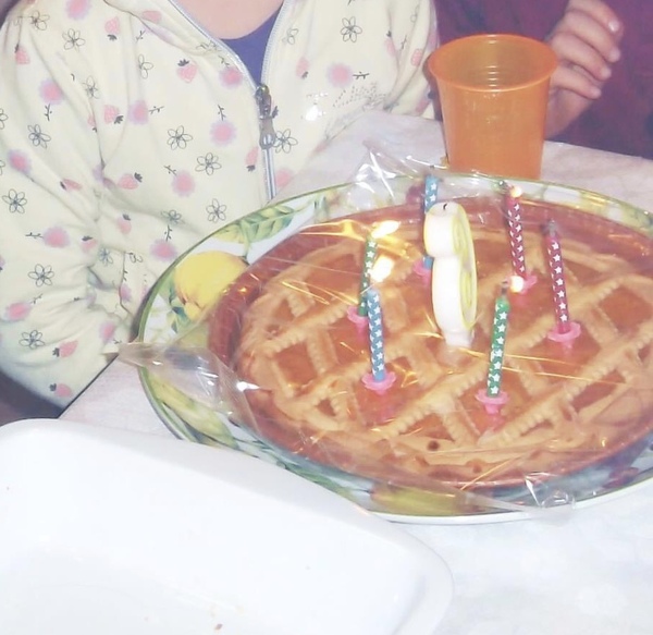To let DS blow out his birthday cake candles this weekend ?