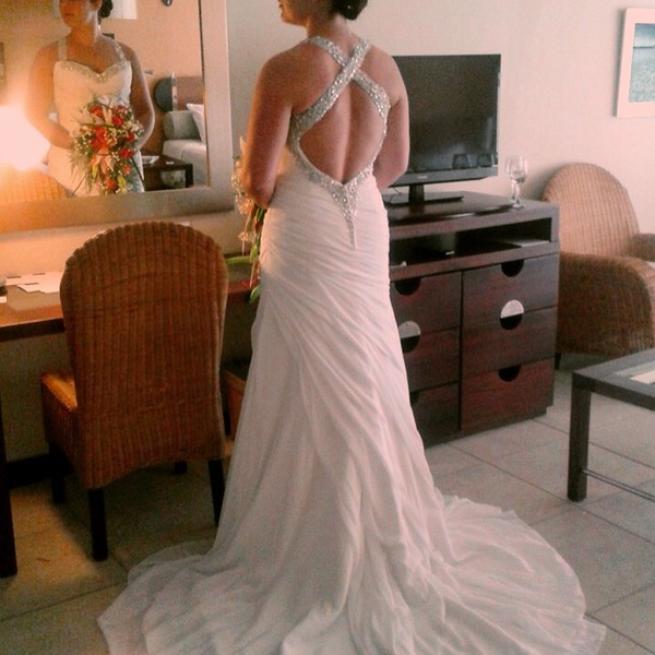 To ask for photos of your wedding dress?