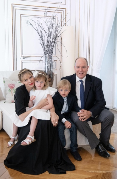 Royal Style without our Queen ( of the Andals )