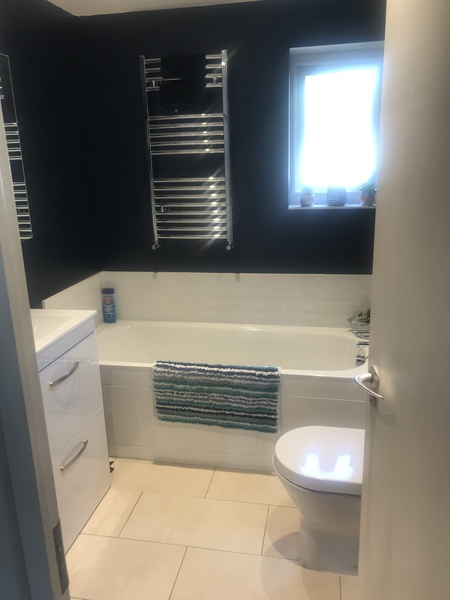 Show me your (small) bathrooms