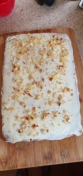Share with Betty Crocker a picture of a cake or bake that you’ve made with your family