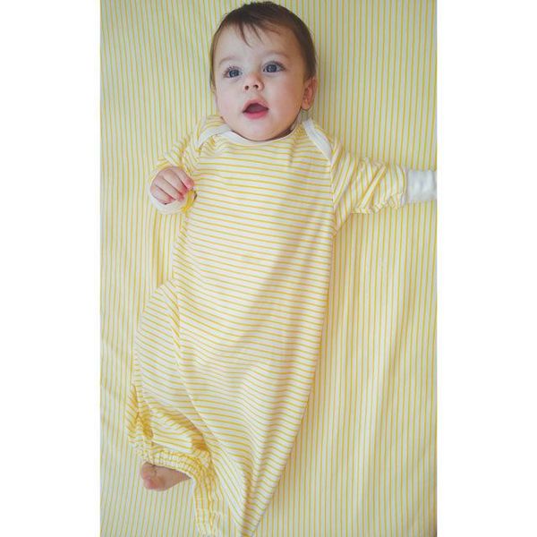 👣 Due Nov/Dec 👣 it's the 20 week scans! 👣