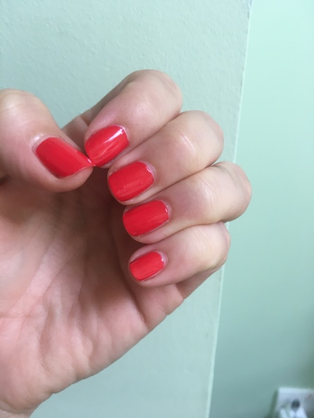 Nails- what colour. Show me yours