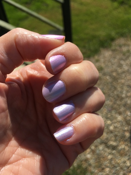 Nails- what colour. Show me yours