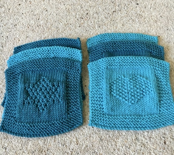 Woolly Hugs. Remembering F. A Blanket for the very lovely aloneinthenight and her family.