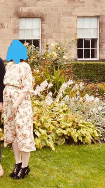 To ask for photos of your wedding dress?