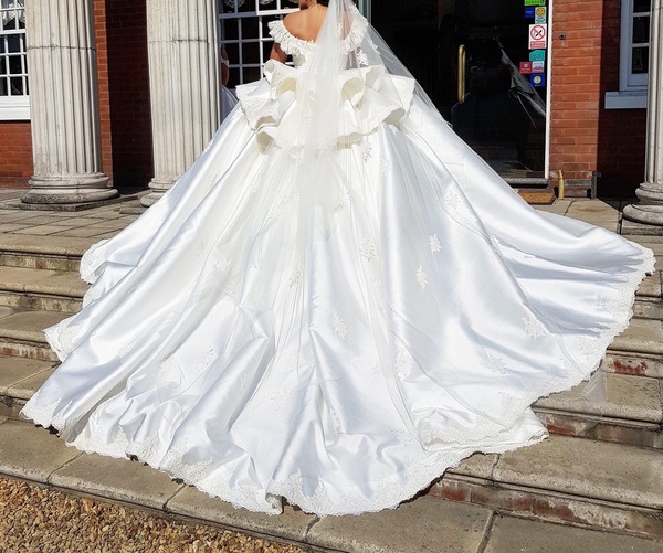 To ask for photos of your wedding dress?