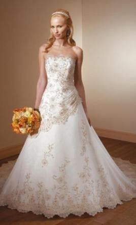 To ask for photos of your wedding dress?