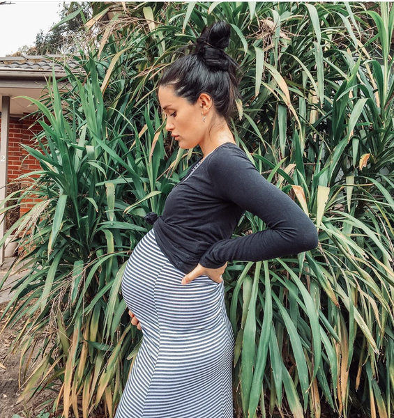 👣 Due Nov/Dec 👣 it's the 20 week scans! 👣