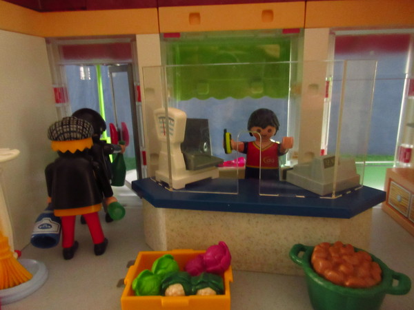 Playmobil pandemic in our house part 3
