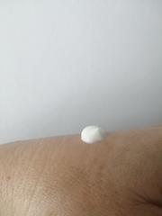 Anyone have any Boire Watery Essence handy? Do I have a fake?!