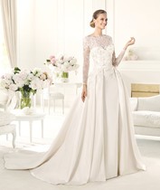 To ask for photos of your wedding dress?