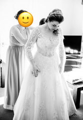 To ask for photos of your wedding dress?