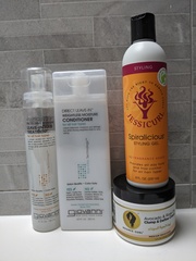 ➿ Fantastic Haircare: Making Sense and Science of the Curly Girl Method