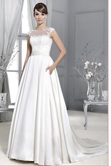 To ask for photos of your wedding dress?