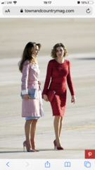 Royal Style - I’m not qualified but you can’t cut me off when there’s a wedding dress to look at...