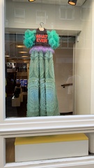 What the fuck is this fashion?!!!