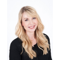 Elastoplast’s expert has answered your questions about healing after C-sections