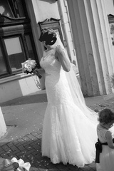 To ask for photos of your wedding dress?