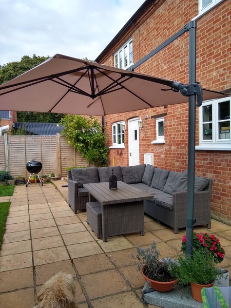 Help! Does anyone know someone who is looking to buy a lovely house in Suffolk? Or give helpful advice?